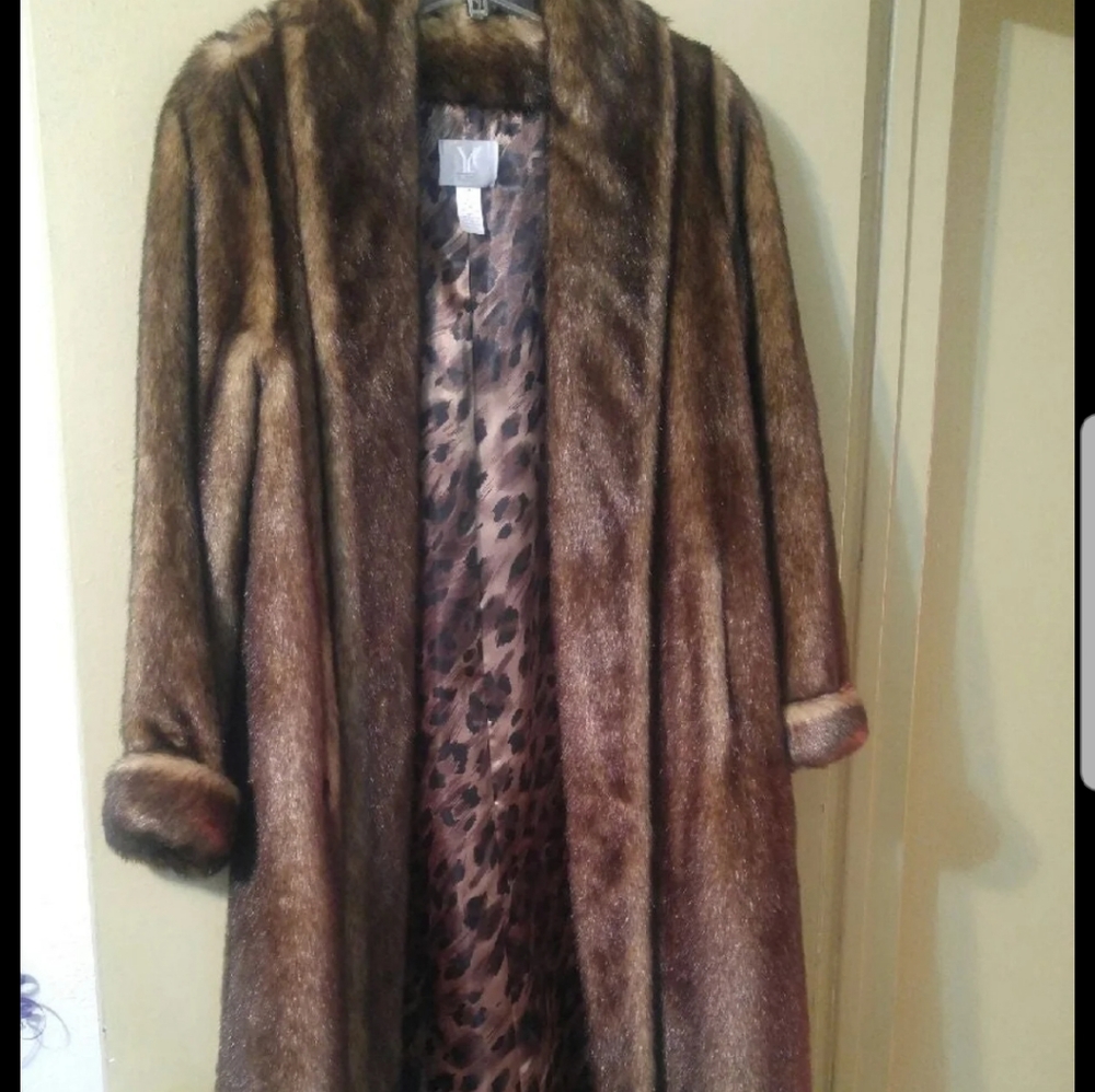Long Fur Coat - image 1
